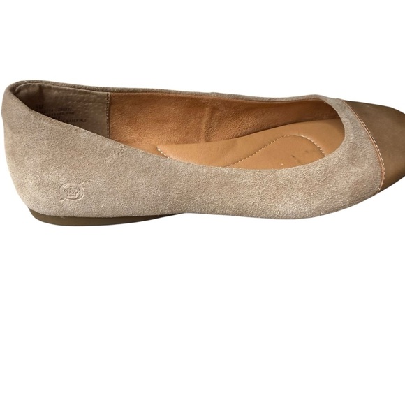 Born | Women's Tan Batti Flats with Gold Cap Toe | Sz 7.5M - Picture 3 of 6